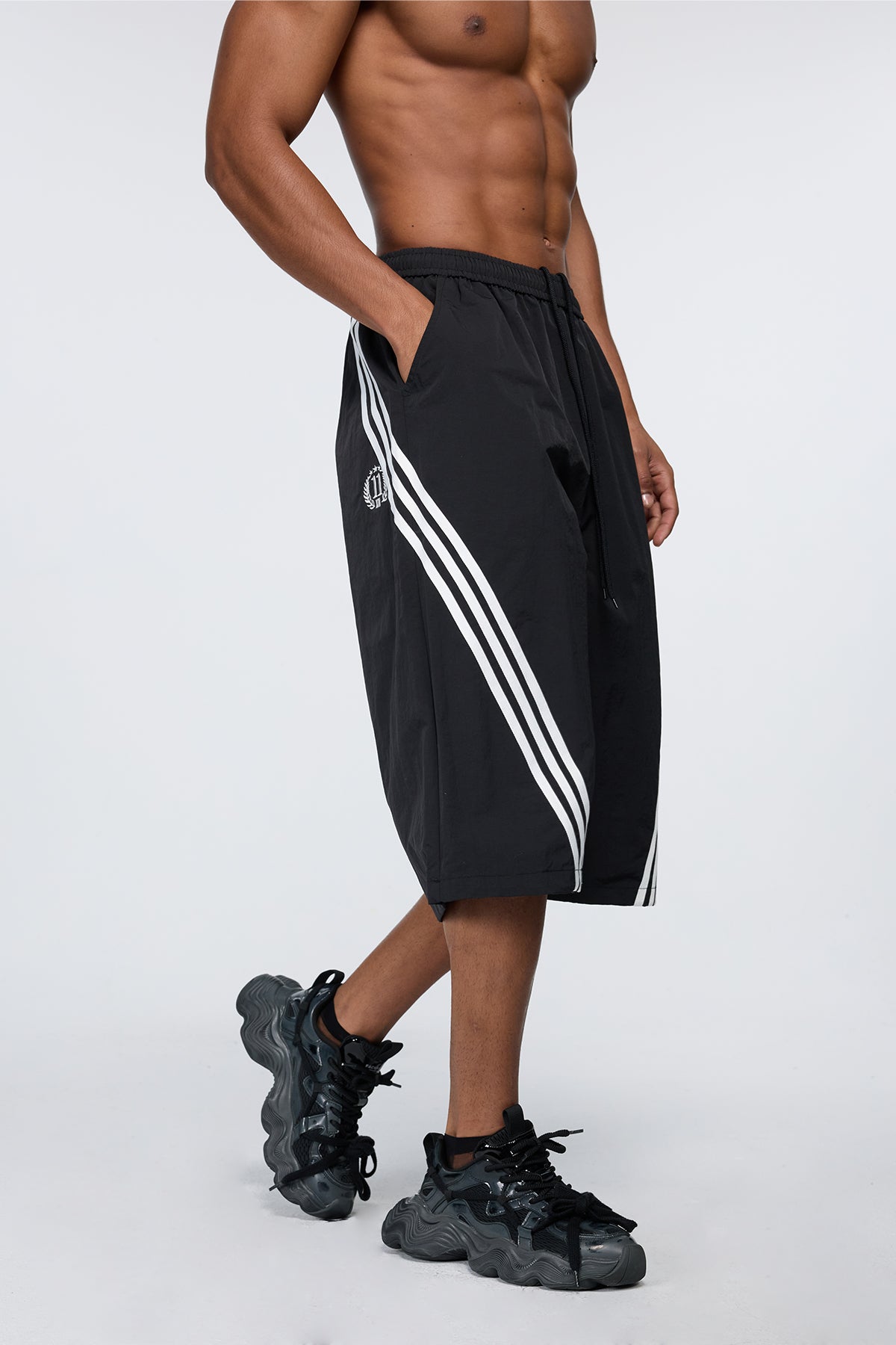 Rigid Boxer Stripe Capri Pants