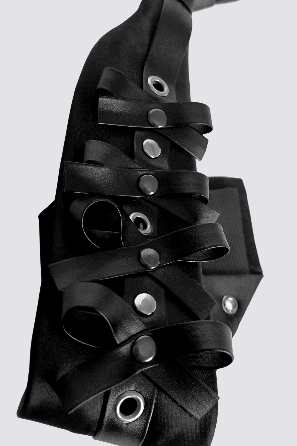 Risk Glint Leather Tie