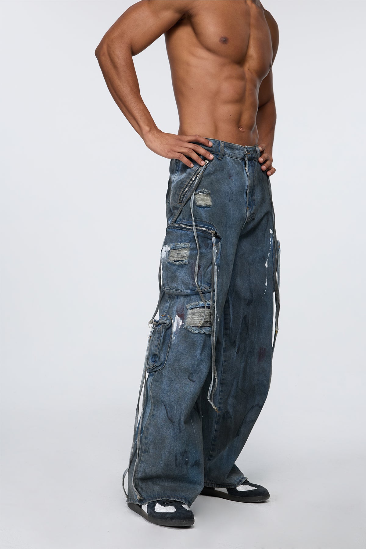 Rough Weave Wide Leg Cargo Jeans