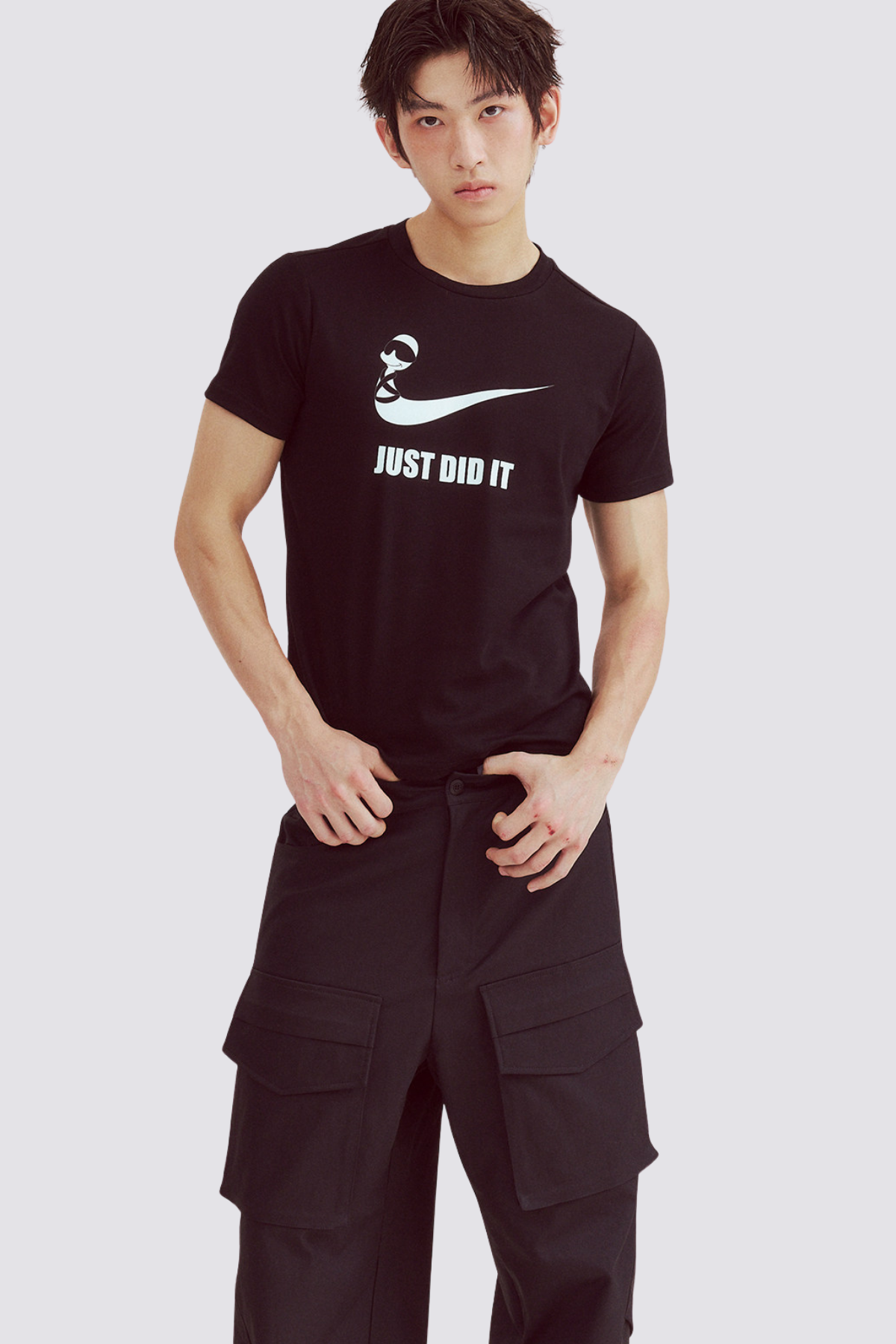 Shadow Symbol Print T-Shirt Black