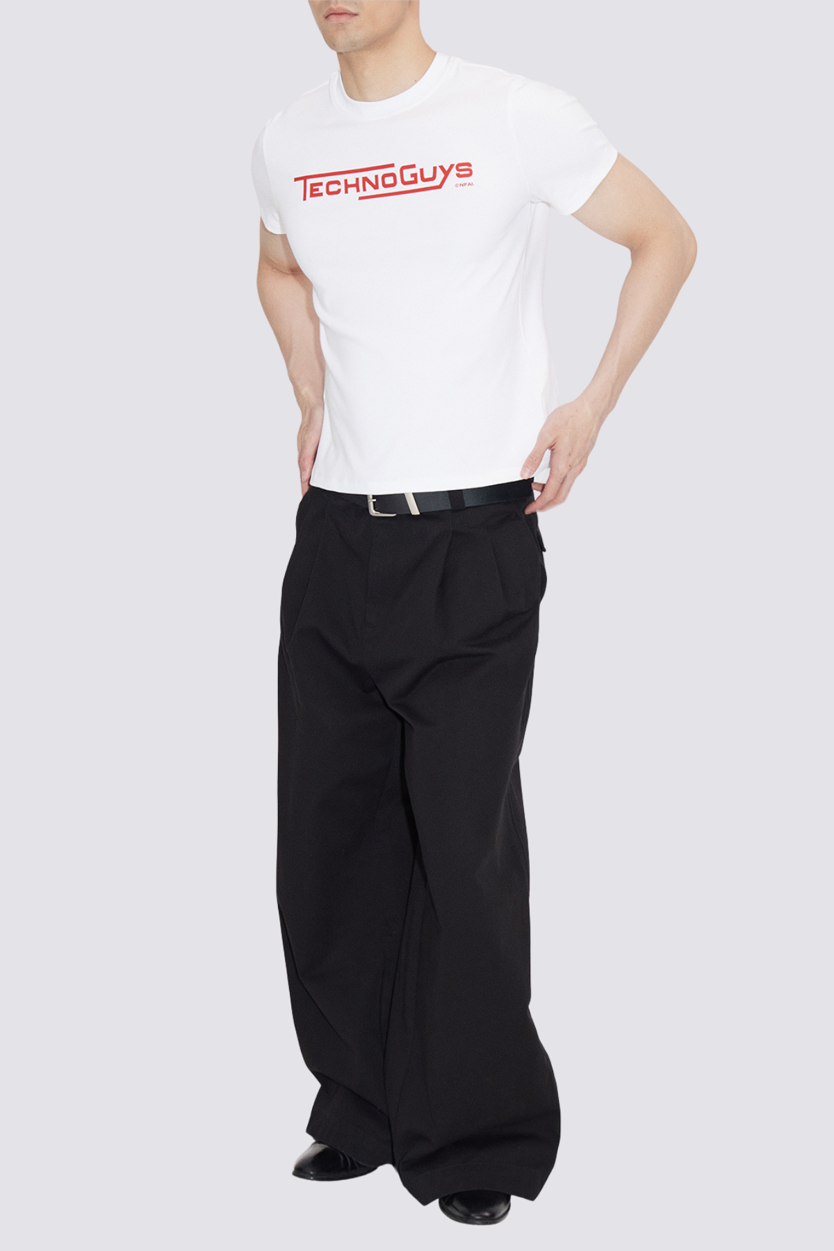 Sharp Hue Letter Print Top White