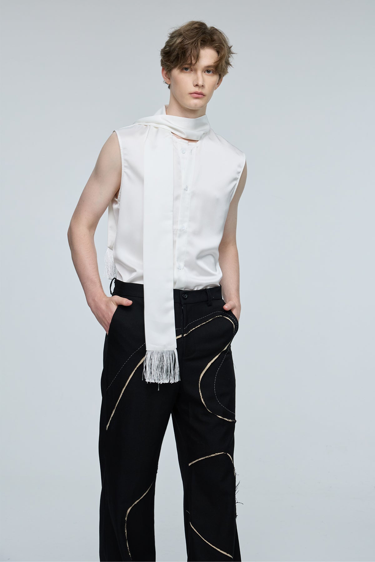 Side Descent Satin Fringe Sleeveless Shirt