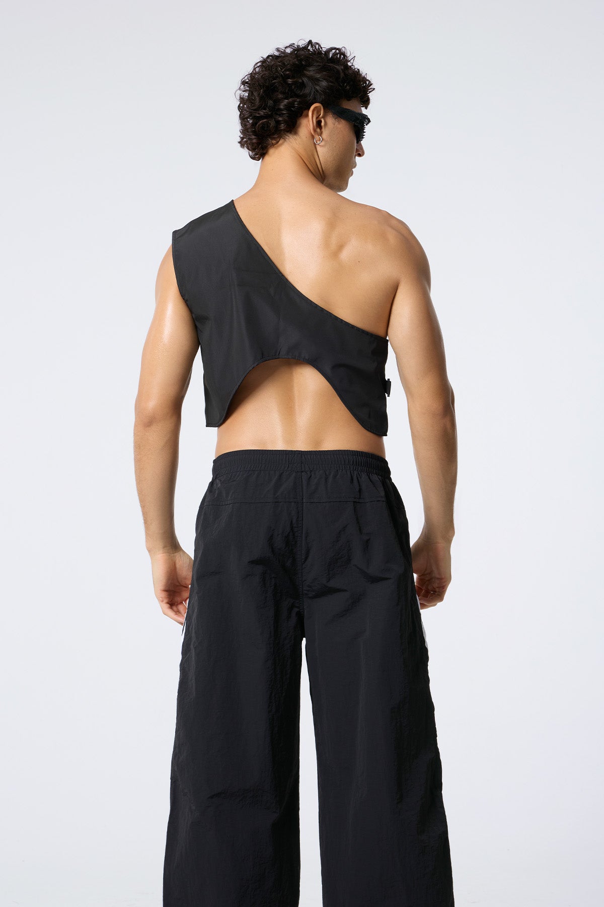 Silent Core One Shoulder Vest Black