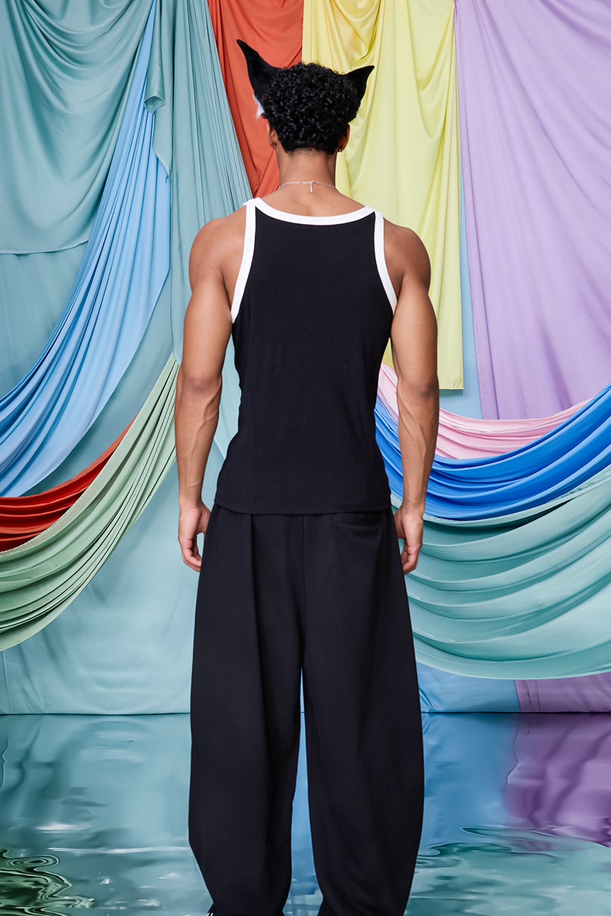 Silent Depth Tank Top Black