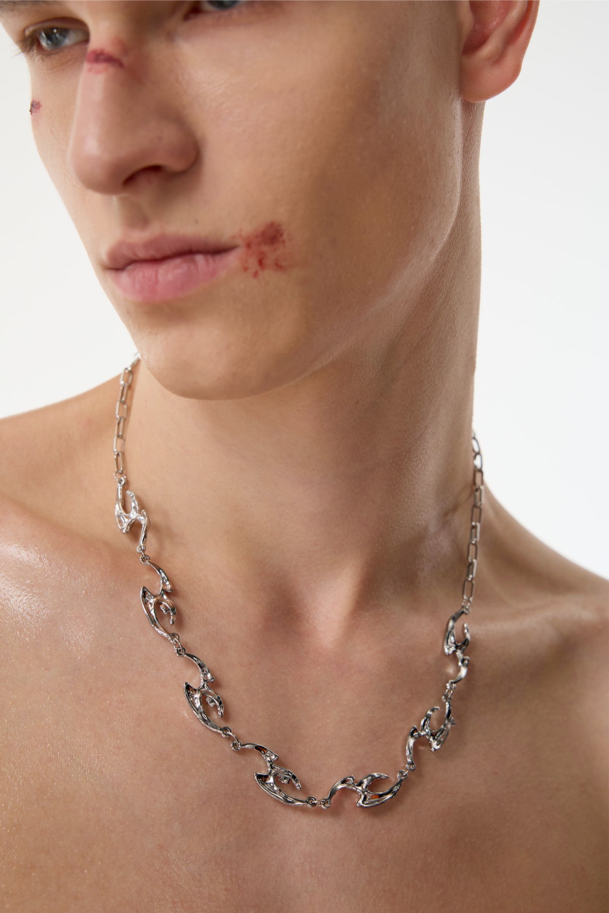 Silver Beam Necklace