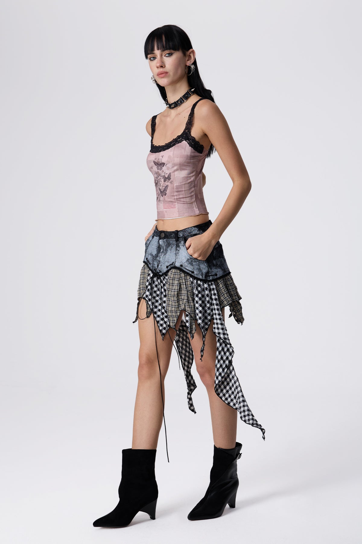 Simple Contrast Butterfly Print Lace Top