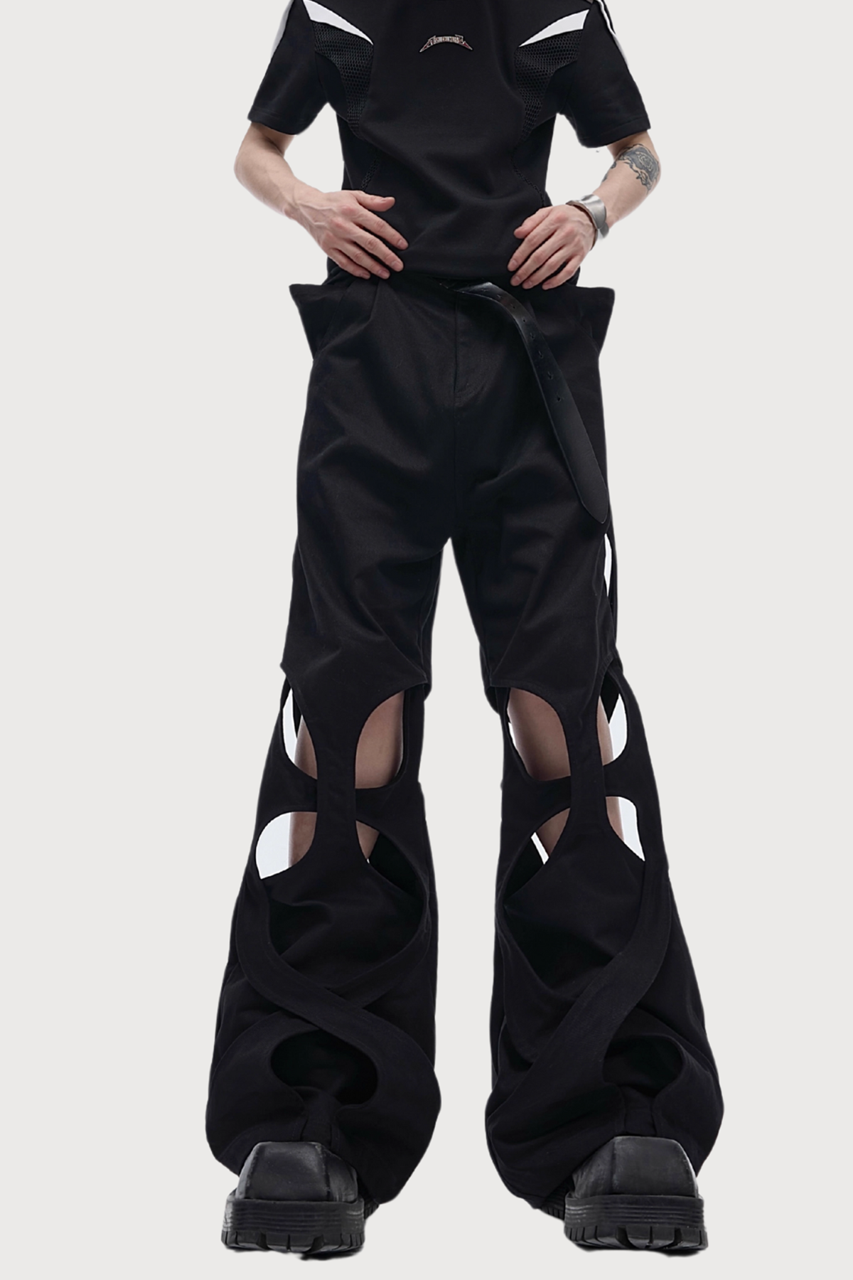 Smooth Drift Cutout Wide Leg Pants