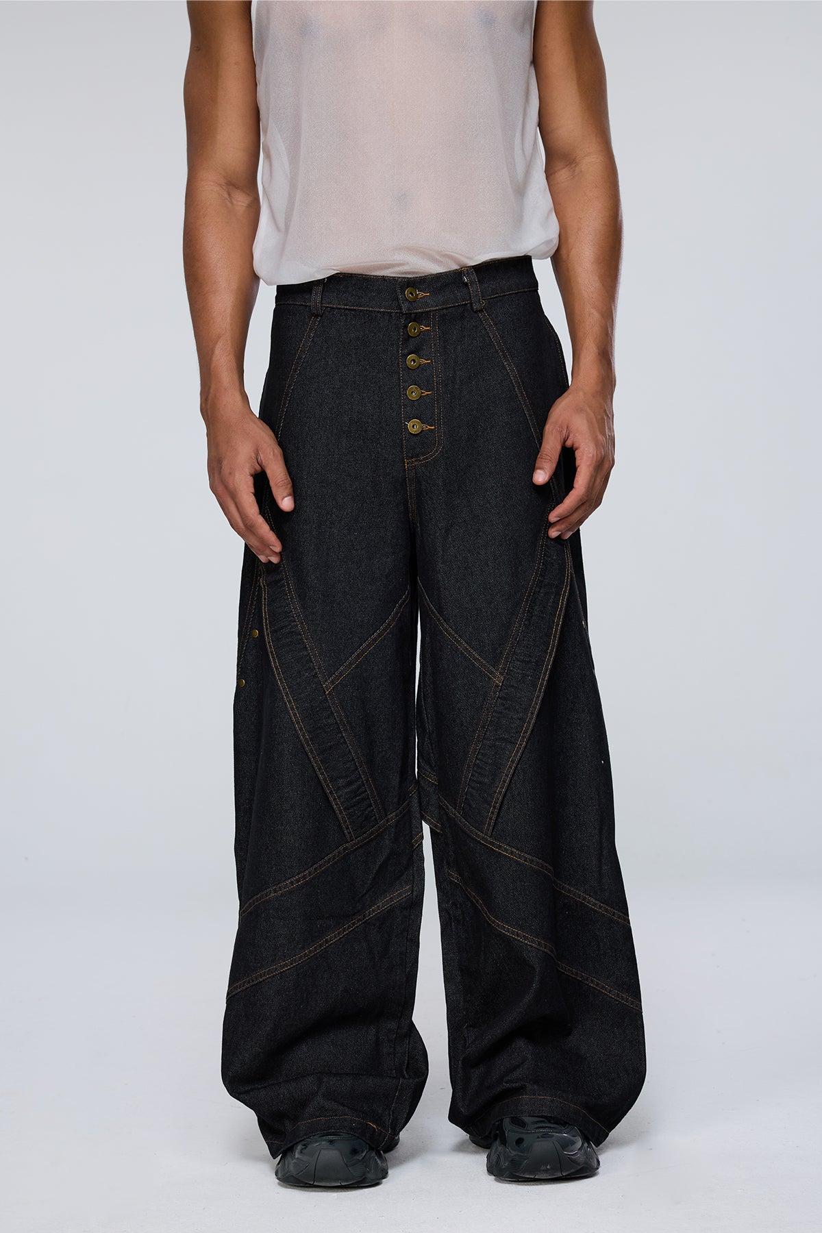 Solid Drift Deconstructed Barrel Jeans