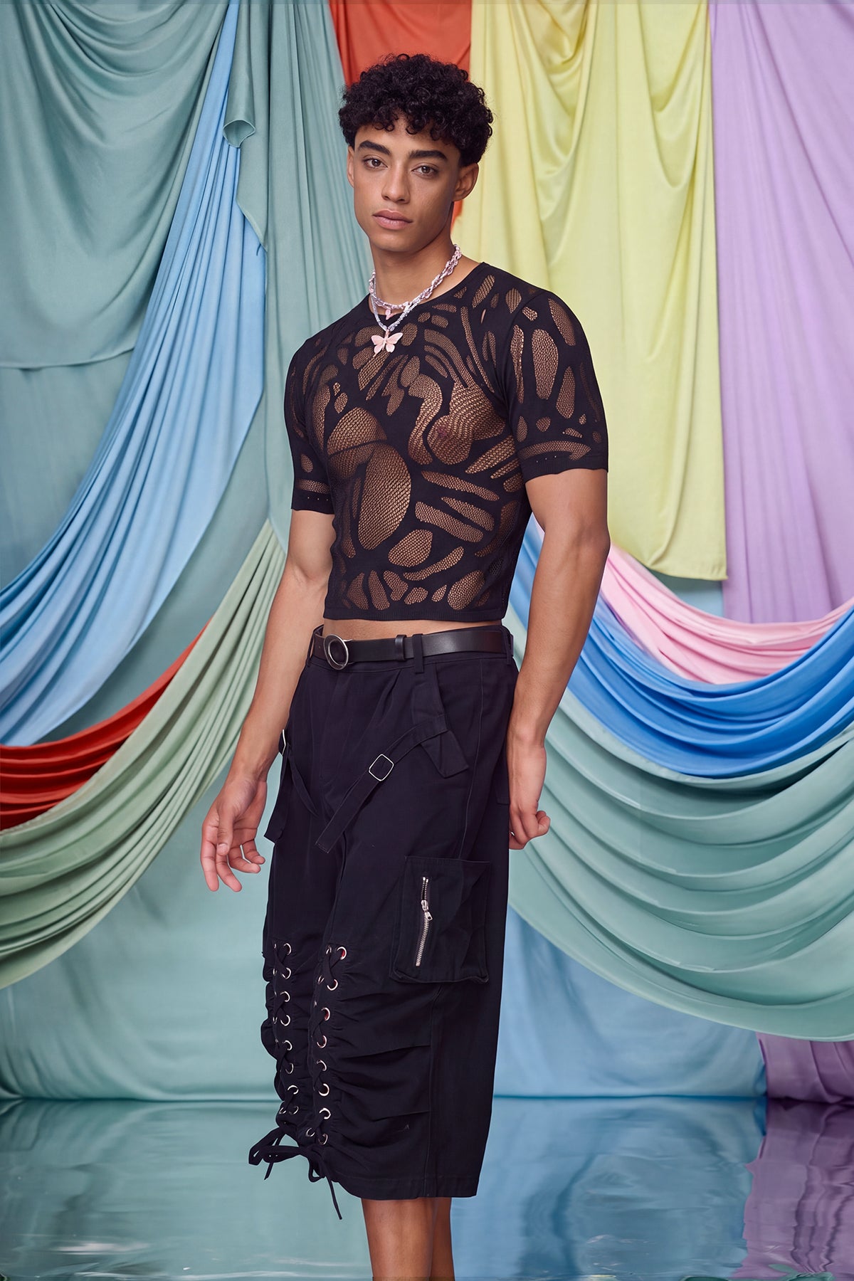 Static Knit Short Sleeve Cutout Top Black