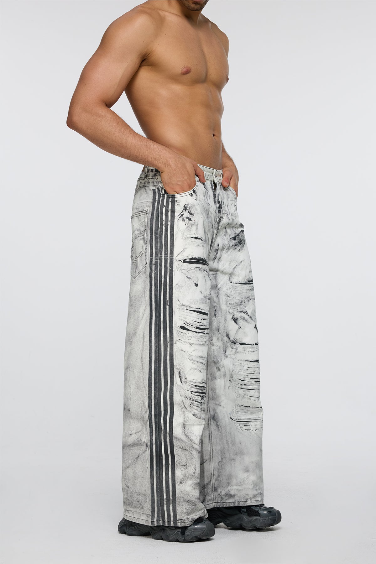 Urban Twill Ripped Wide Leg Jeans
