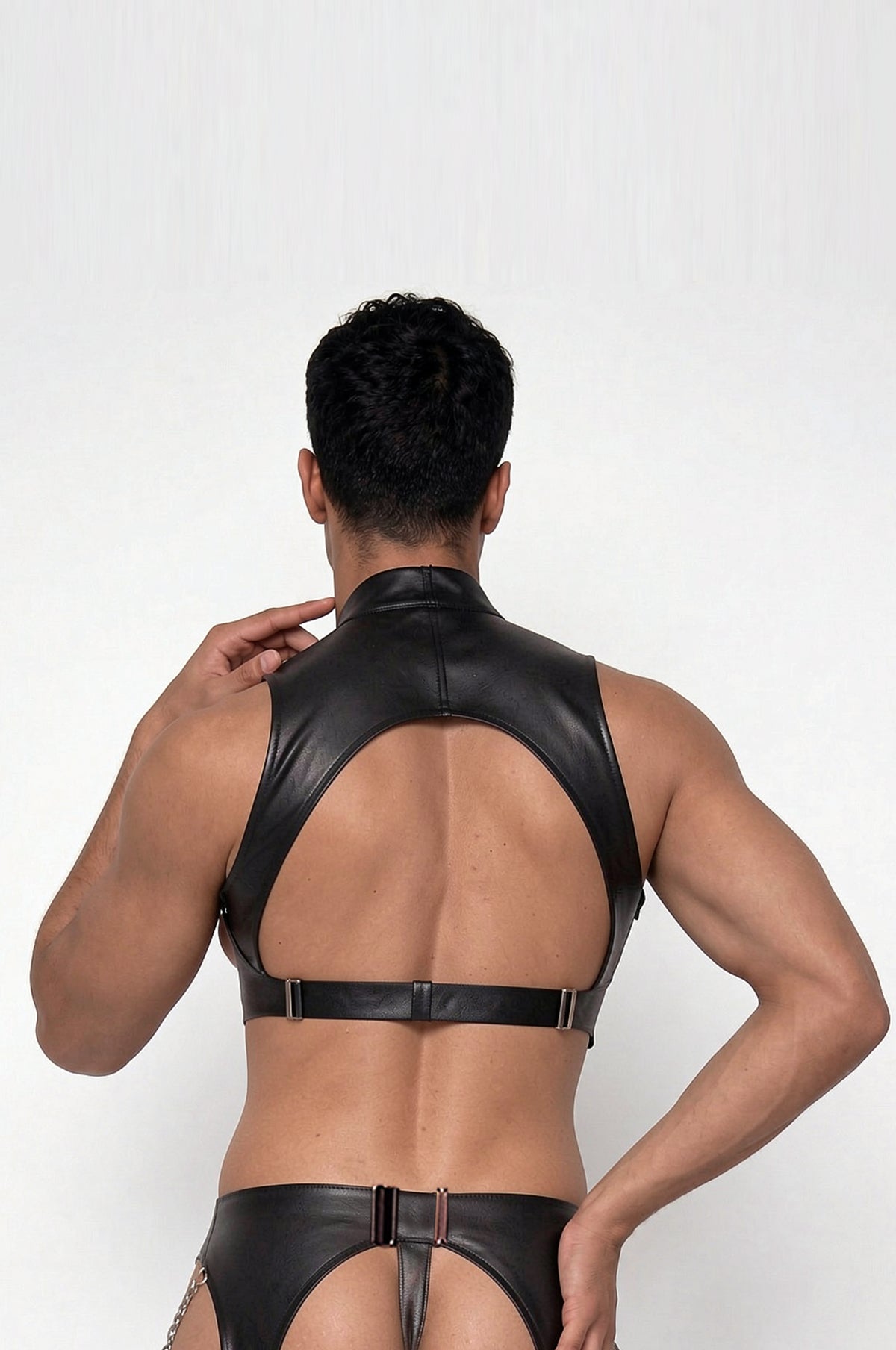 Velvet Bond Chain Leather Short Set