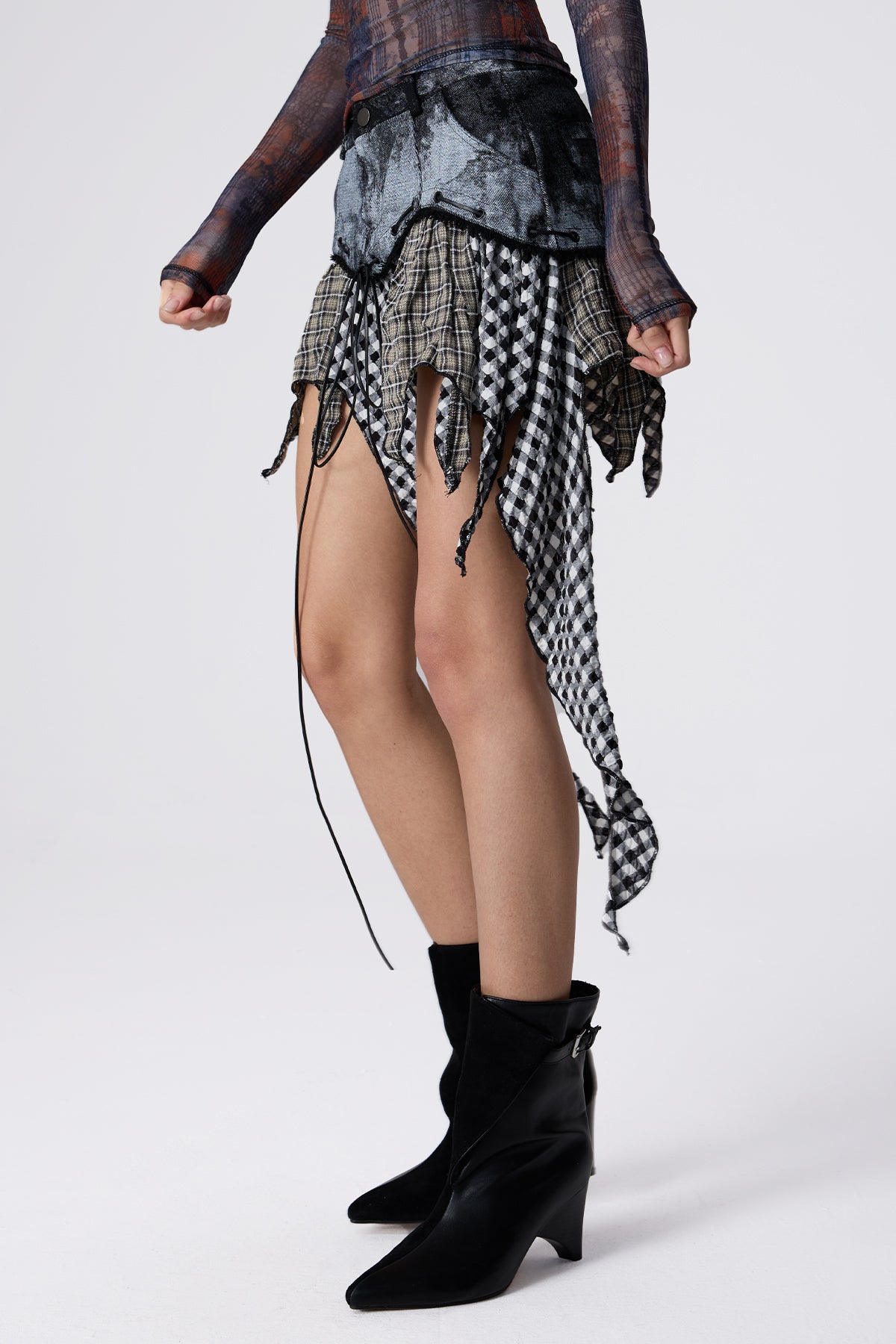 Venus Blur Y2K Paneled Skirt