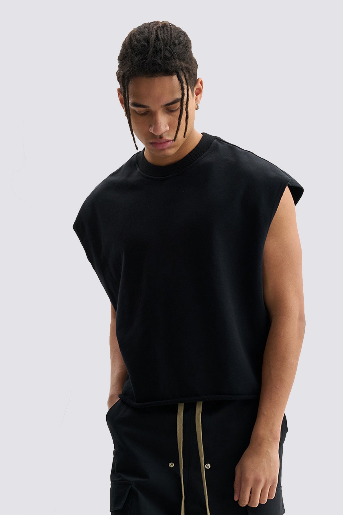 Void Layer Sleeveless Top Black