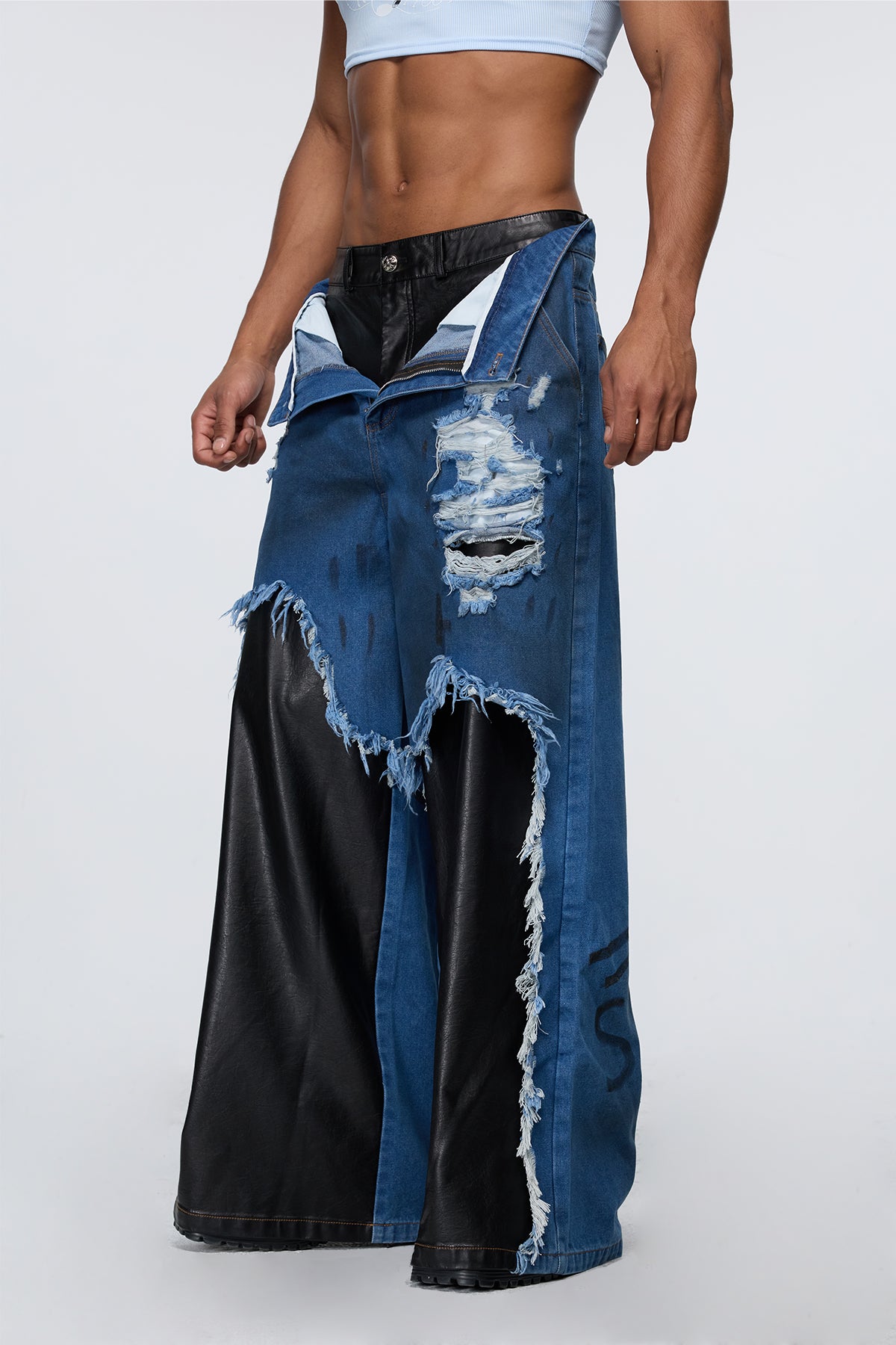 Worker Grid Ripped Straight Jeans