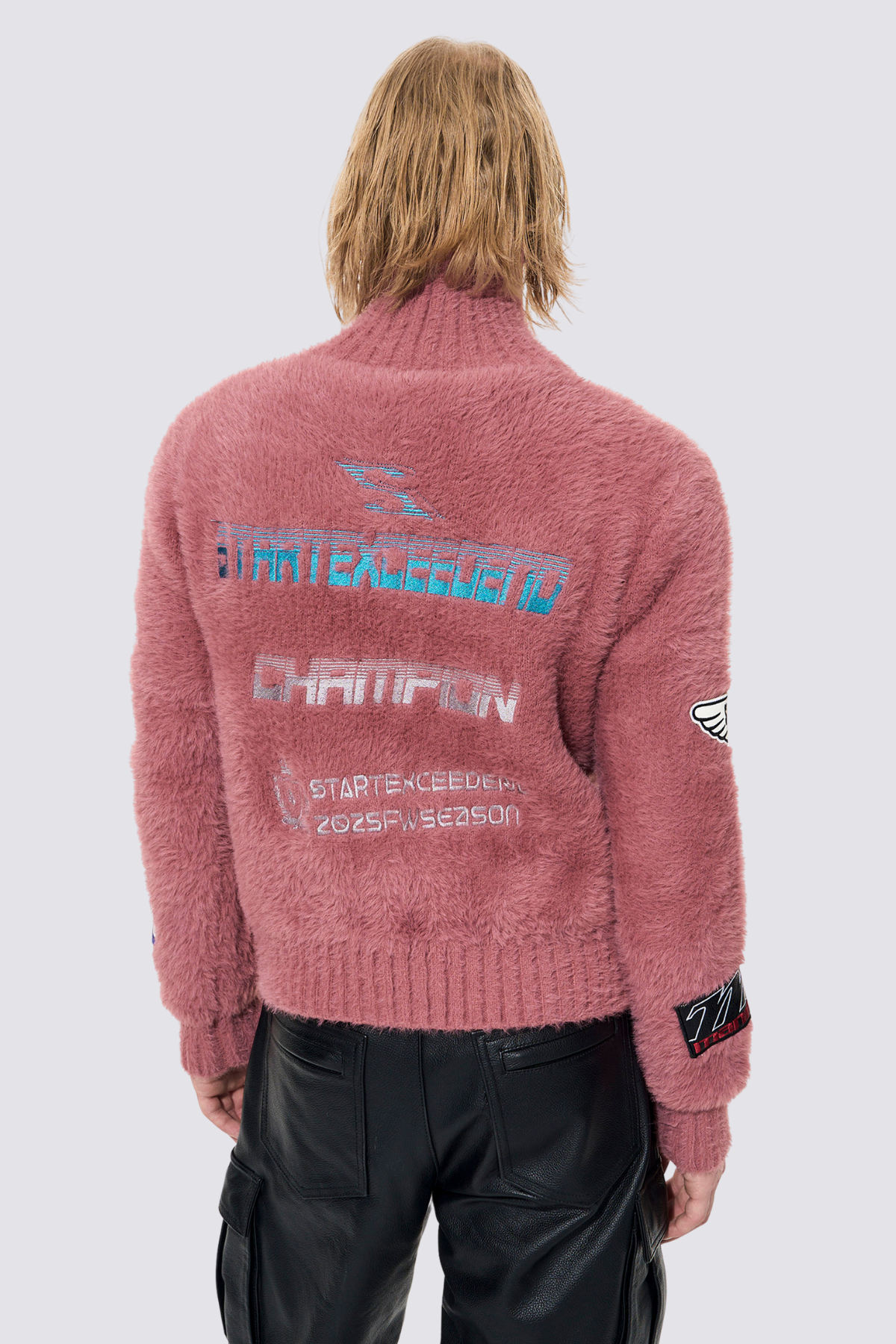 Yarn Blaze Embroidery Knit Jacket Pink