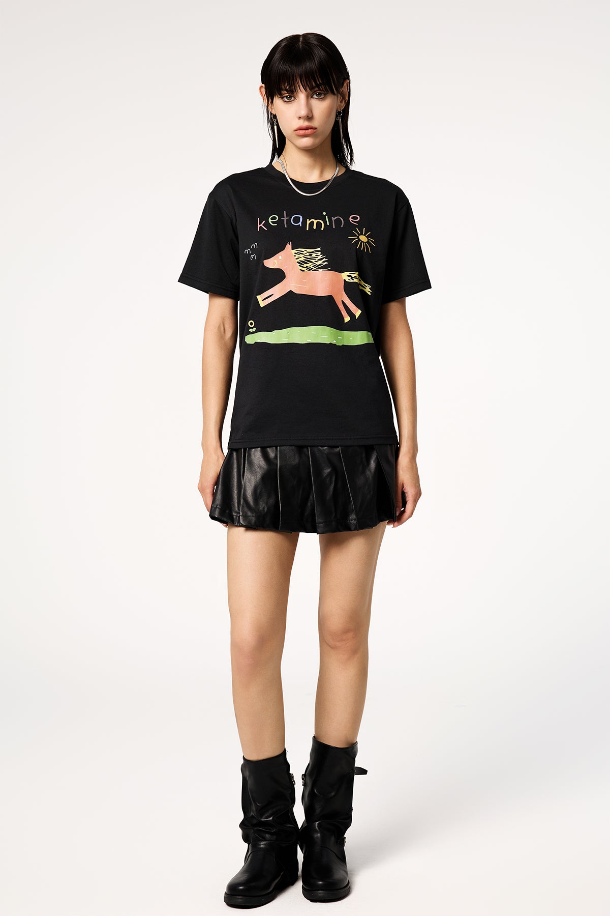 Zero Form K-Horse Short Sleeve Top